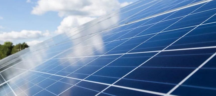 ACS venderá por 2.200 M€ sus proyectos fotovoltaicos en España