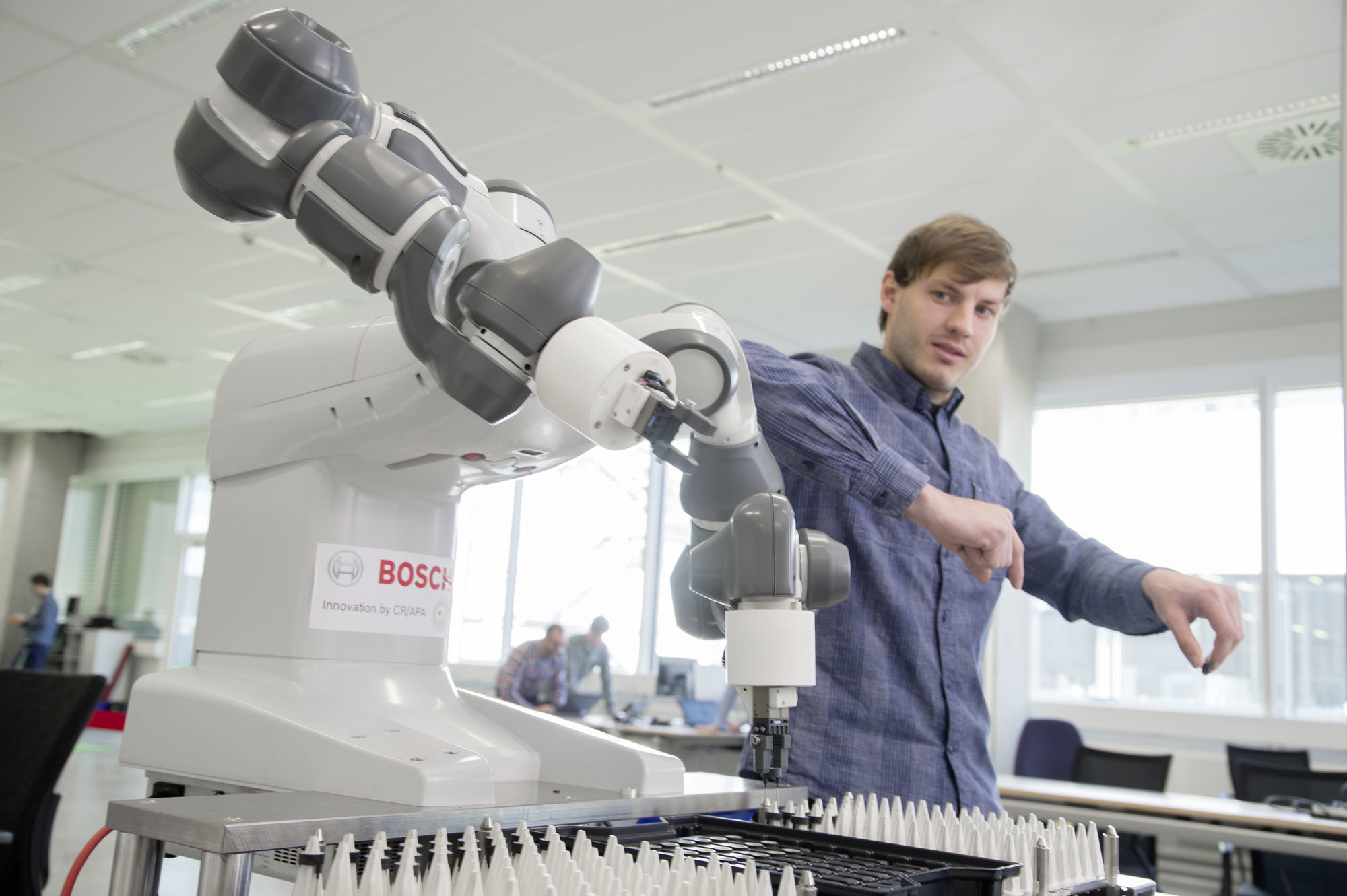 Bosch recorta su beneficio operativo hasta los 3.000 M€