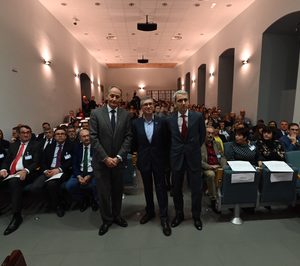 Aspapel reconoce a 35 ayuntamientos por su gestión en la recogida de papel y cartón