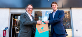 Viena Capellanes firma con Deliveroo