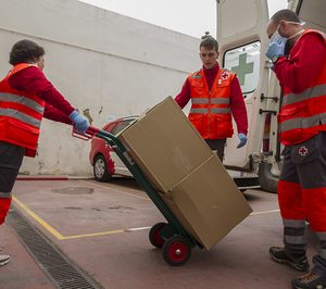 Lidl repartirá 100.000 k de alimentos a través de Cruz Roja a más de 8.000 personas mayores