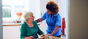 Residencia El Arenal entra en el sector geriátrico