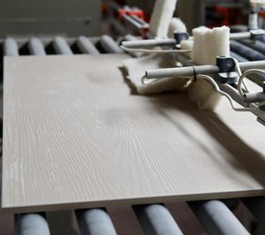 La industria azulejera pide más tiempo para parar sus hornos