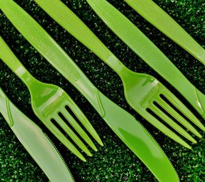 La cuenta atrás para el menaje monouso plástico