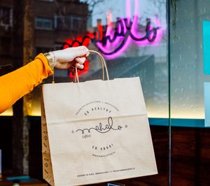 Las cadenas de poke mantienen el delivery y potencian las medidas sanitarias para combatir la pandemia