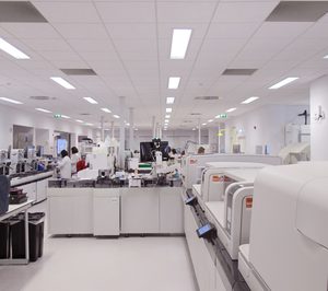La multinacional Unilabs elige techos Armstrong para sus laboratorios