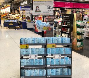 Las mascarillas llegan al supermercado de la mano de Carrefour, Eroski, DIA, Lidl y Ahorramas