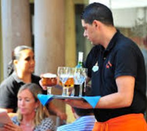El cierre de bares y restaurantes hunde el consumo de bebidas alcohólicas en España