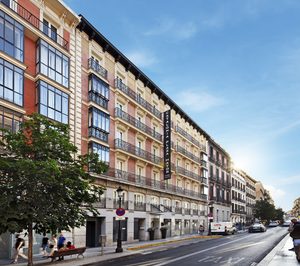 Catalonia reinicia la actividad en una docena de destinos