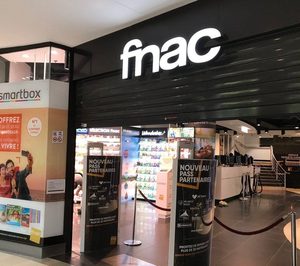 Fnac abre parcialmente en Francia