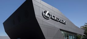 Isopan viste el concesionario Lexus en Faro con su fachada ventilada Ark Wall