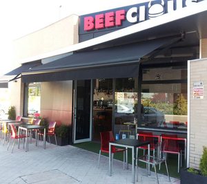 Beefcious retoma el servicio take away en varios de sus locales
