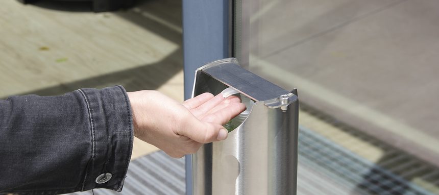 Novatilu lanza su dispensador de gel hidroalcohólico de pie