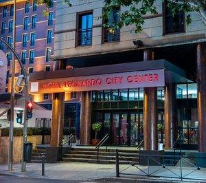Leonardo reactiva sendos hoteles en Madrid y Barcelona