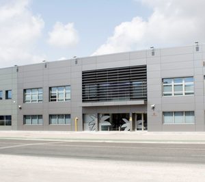 Importaco mejora sus ingresos y mantiene su beneficio