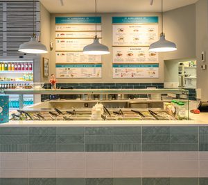 Aloha Poké incluirá en su carta variedades de cervezas de Mahou San Miguel