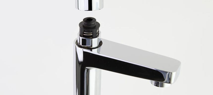 Ramón Soler mejora sus griferías temporizadas