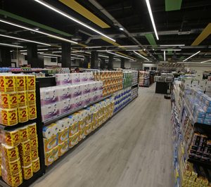 El Arco refuerza el negocio ascendente de El Economato con otro supermercado