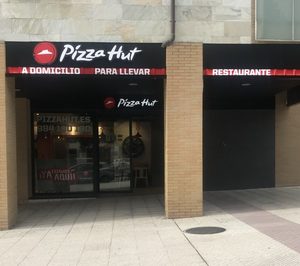 Pizza Hut abre en Oviedo su tercer local de Asturias
