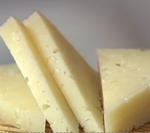 Mercadona estrena categoría y proveedor en quesos para su expansión nacional