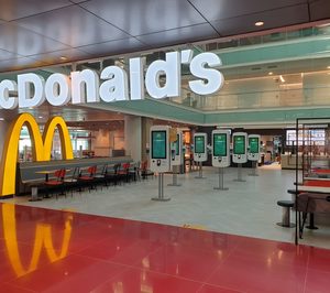 McDonalds recupera su presencia en el aeropuerto de El Prat