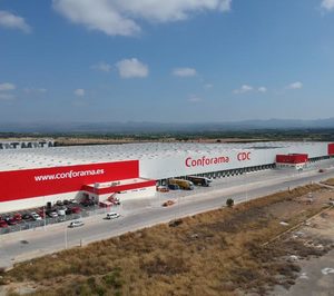 Conforama centraliza los envíos a su red de Iberia desde el nuevo almacén de Llíria
