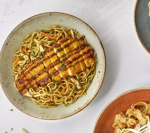 Udon firma el European Chicken Commitment, garantía de los estándares de bienestar de sus proveedores de pollo