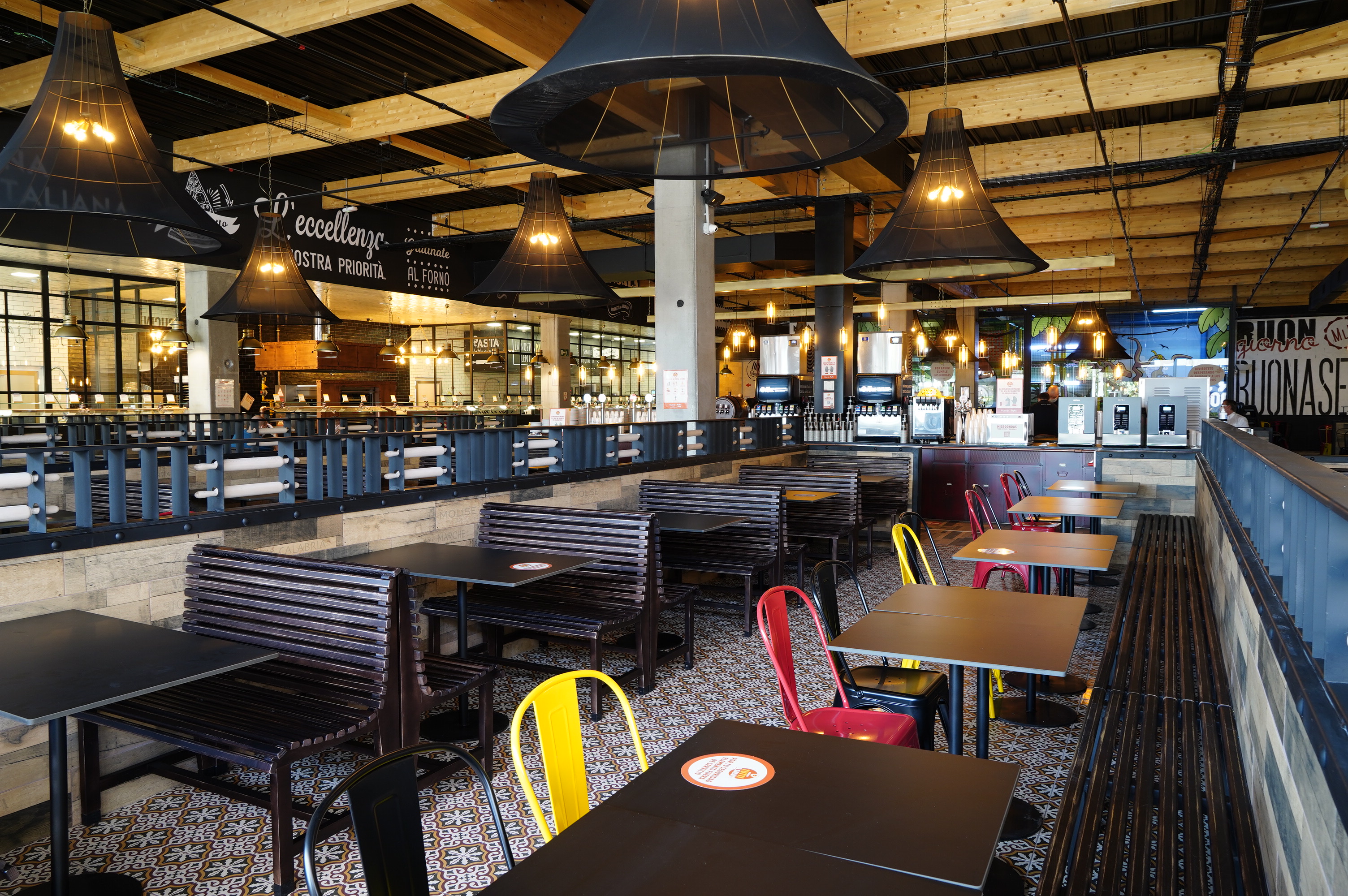 Muerde la Pasta inaugura su tercer local en Sevilla