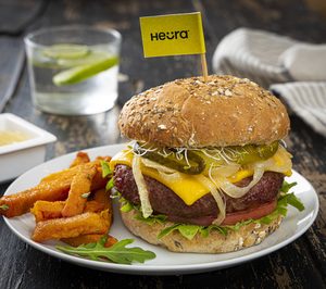Heura desarrolla un análogo de grasa con AOVE para mejorar el perfil de su nueva burger