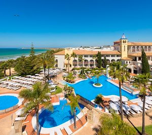 Fuerte Group Hotels incluye garantía médica en las reservas a través de sus canales directos