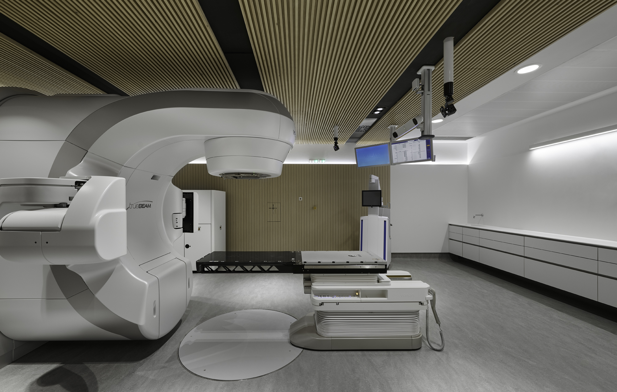 Sanitas y Atrys Health inauguran oficialmente el Instituto de Oncología Avanzada