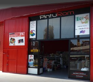PintuRom abre nueva tienda y proyecta otra