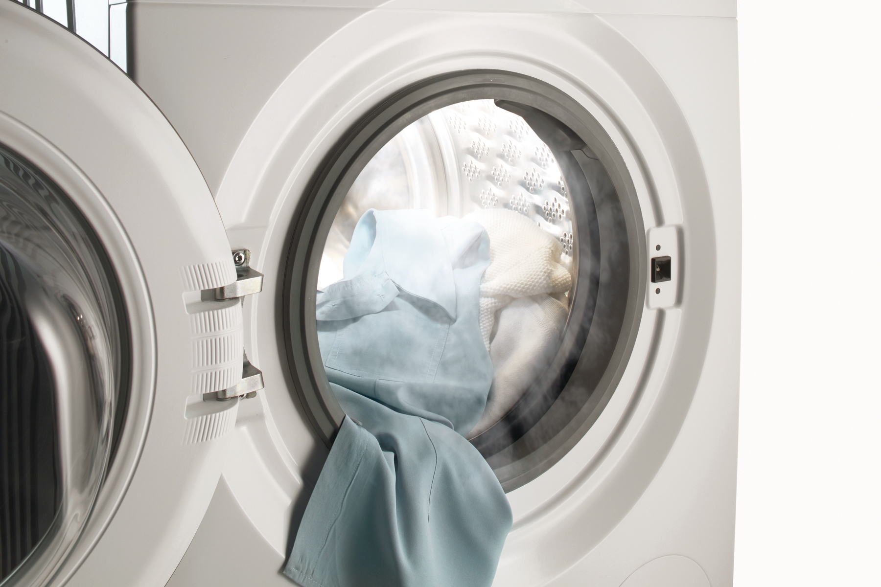 Hisense presenta nuevos equipos de lavado y secado