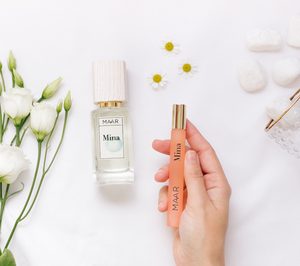 Pujolasos aporta un extra de naturalidad a las fragancias veganas ‘MAAR’