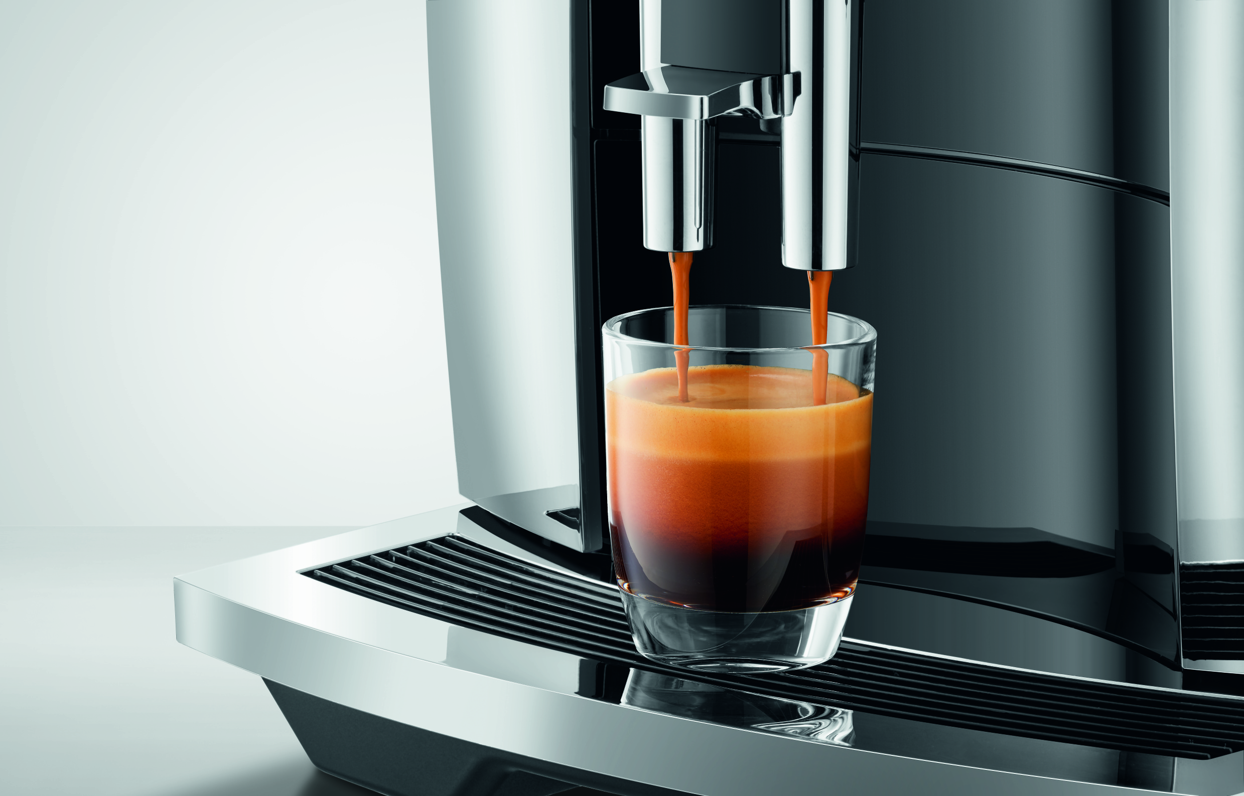 JURA presenta la última generación de su modelo más vendido: la E8