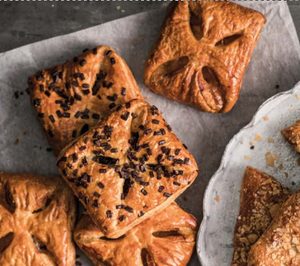 La bollería danesa y las empanadillas porteñas protagonizan las novedades de Europastry