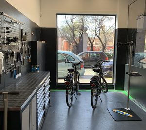 Midas firma un acuerdo con Electro Depot para reparaciones y montajes de patinetes y bicicletas eléctricas