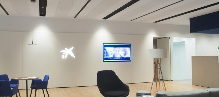 Grupo MCI ilumina 85 oficinas de CaixaBank