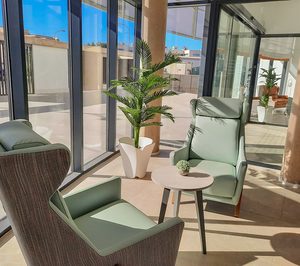 Requena y Plaza finaliza el proyecto de interiorismo de la nueva residencia Emera Almería