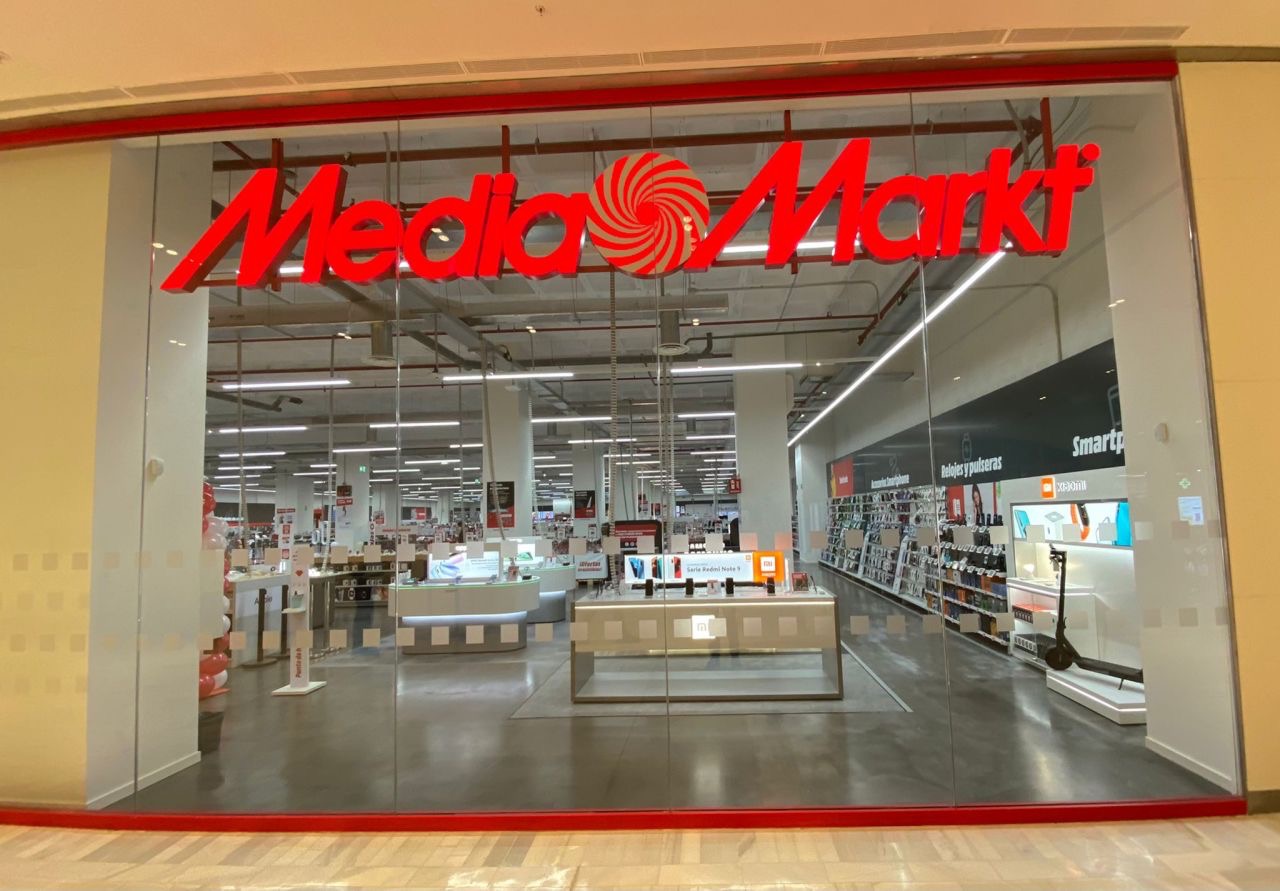MediaMarkt inaugura su tienda en 'Los Arcos' de Sevilla, completando la deslocalización de 'El Mirador de Santa Justa'
