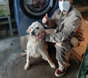 Miele dona equipos profesionales a la protectora de animales y plantas de Lugo para contribuir en la higiene del centro