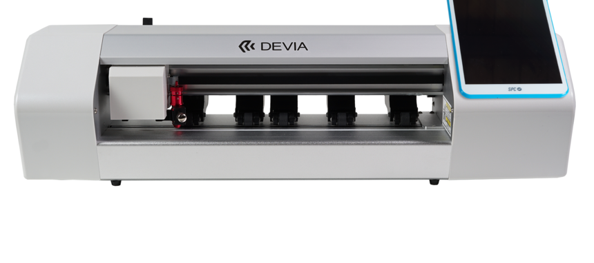 Devia presenta el V2 Laptop, el primer Plotter del mercado español que crea protectores y vinilos de hasta 15,6