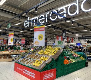 Carrefour se suma a Lidl y Aldi y baja el precio de más de 1.000 productos
