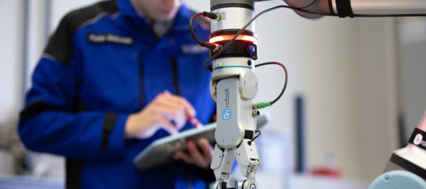 Omron distribuirá las soluciones de robótica colaborativa de OnRobot