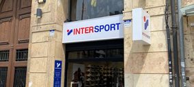 Intersport inaugura una nueva tienda de dos plantas en Tarragona