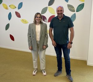 Montse Baró Vilà toma el relevo del presidente Frances Torres en Afrucat