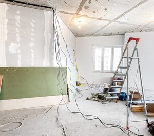 Los hogares españoles invirtieron más de 8.500 € en reformas