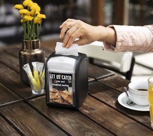 Tork se adapta a la nueva normalidad del sector hostelero con Tork Xpressnap Fit