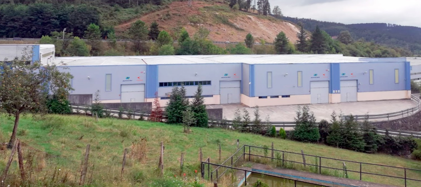 Aluminios Eibar compra distribuidora y proyecta nuevo almacén