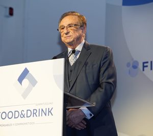 Tomás Fuertes recibe el Reconocimiento de FIAB por su contribución al sector agroalimentario español